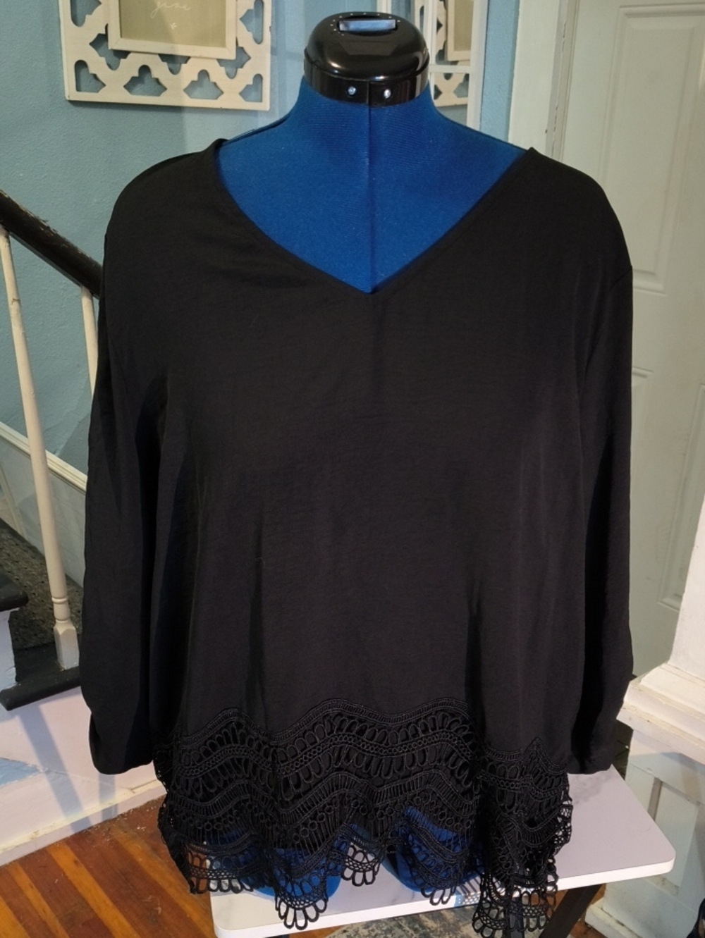 Entro Black V-Neck Lace-Hem Women’s Top
